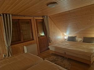 Chata Pod Dlhou malá Podbanské