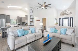 Coral Getaways- New Remodeled- Hot Tub-