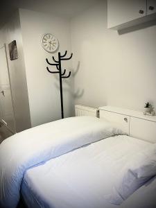 Modern Studio with Free Parking Near City Airport and ExCeL