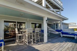 Place Cottage by Bryant Real Estate