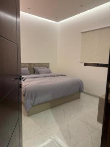 شقة مودرن غرفة وصالة