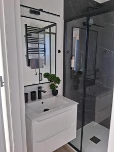 Domki Wilków z widokiem na Łysicę