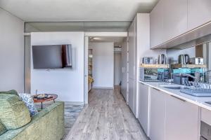 Urban Luxe One Rosebank