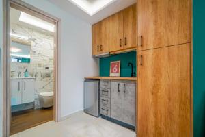 Dragoumi Suites Ariadni