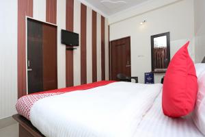 Hotel O by OYO Shiva Palace