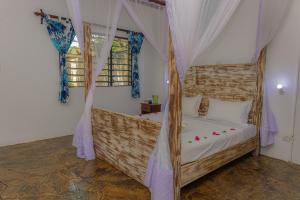 Watano Beach House Diani
