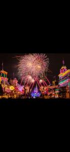 10 min to Disney | Karaoke | Game