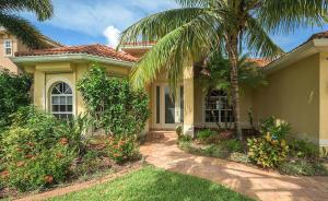 Marais is a Sunset Villa with a Pool and Canal Views Kayaks and Spa