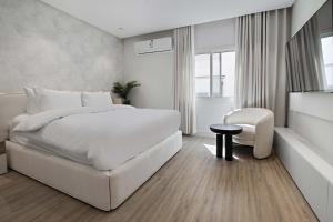 Premium 2BR Apartment Near Al Nada NZL268