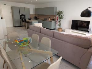 Marinas Edge Apartment Sea View