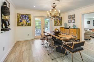Near 5th Ave & Beach! Family-Friendly Naples Home