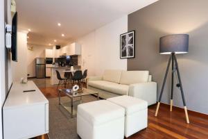 Graceful 1BR with Balcony in Miraflores