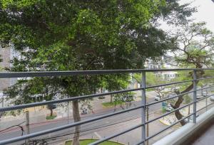 Graceful 1BR with Balcony in Miraflores