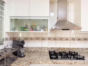 Casa moderna e extremamente confortável - R1552