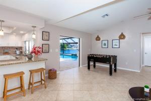 Shamrock Lakes - Lake View - Relaxing Pool & Dock
