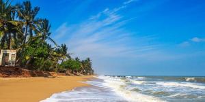 Hotel Doubleonestays opp to Auroville Beach