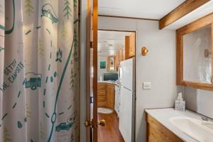 Hill Country Escape Glamping Tent