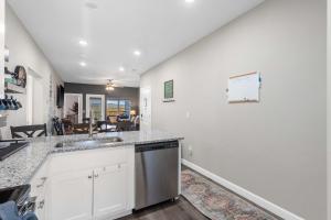 Crossroads Vistas - 3BDR Condo