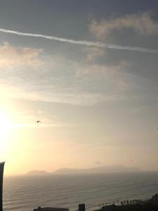 moderno departamento con vista al mar en miraflores