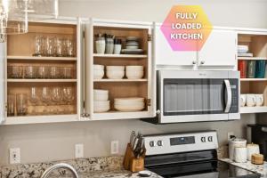 ! Top Location ! Large Family Beach House featuring Backyard Pool, 5 Min Walk to Miramar Beach, Yard & Patio, Pets Welcome, Fast WiFi