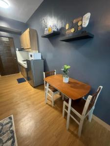 Staycation by Purple Tree