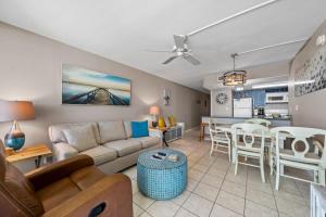 Island Sunrise 264 by Youngs Suncoast