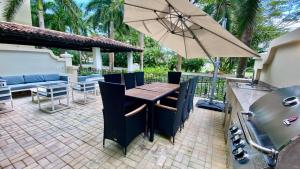 The Perfect Beachside Couples Hideaway