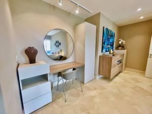 Next to Beach Club | Luxury & Design | Sleeps 6