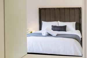 Pool & Firepit, 3 Bedroom Family Home, Upper Constantia