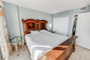 Experience a Coastal Paradise, Breathtaking Views!