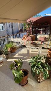 7th floor bright penthouse in quiet pedestrian