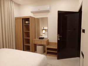 بيات للشقق المخدومة