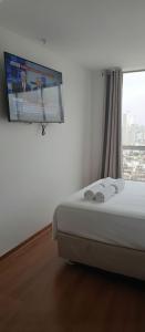 E24h Modern Executive Loft 2BR 1401