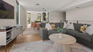 411 Spruce Peak Stowe Mountain Resort New Treehouse unit Ski in Ski out 4 bed sleeps 12