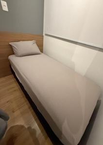 Apartamento Vila Olímpia – Piscina, Academia e Varanda | by Housi