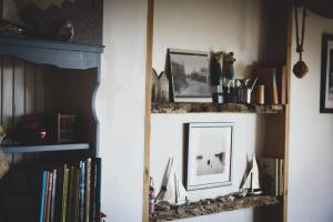 Cowes View Seaside beach cottage,