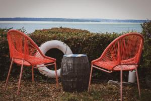 Cowes View Seaside beach cottage,