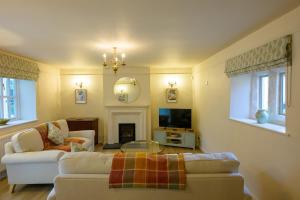 Cragie Cottage- Beautiful Cotswold stone retreat