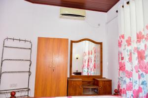 Rose Villa Hikkaduwa