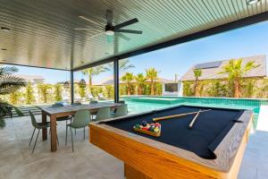 Green Lion - New Spectacular Modern Pool home
