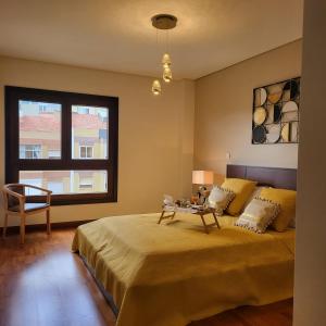 Spacious 2BR near Odivelas Metro with Balcony