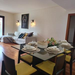 Spacious 2BR near Odivelas Metro with Balcony