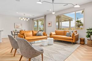 Queen of the Desert - 7br Pool home festivals