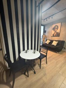 Departamento Centro de Monterrey junto Paseo Santa Lucia y Macroplaza