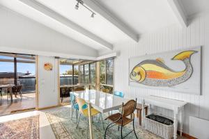 Boston Beach House - BYO Linen