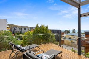 Boston Beach House - BYO Linen