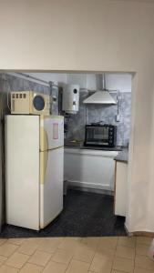 Departamento 3 amb frente al Shopping Aldrey