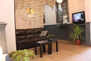 Habitaciones cerca Movistar en San Ignacio 1230 con desayuno