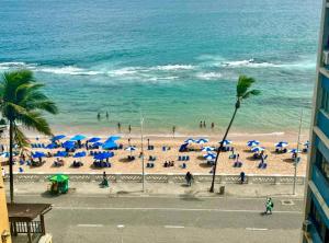 Frente Mar com Vista Incrível na Barra-Amplo 135m Família e Grupo