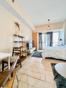 81 Newport Urban Chic Studio near NAIA Terminal 3